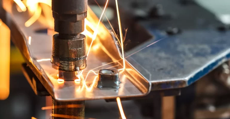 welding-metal-part